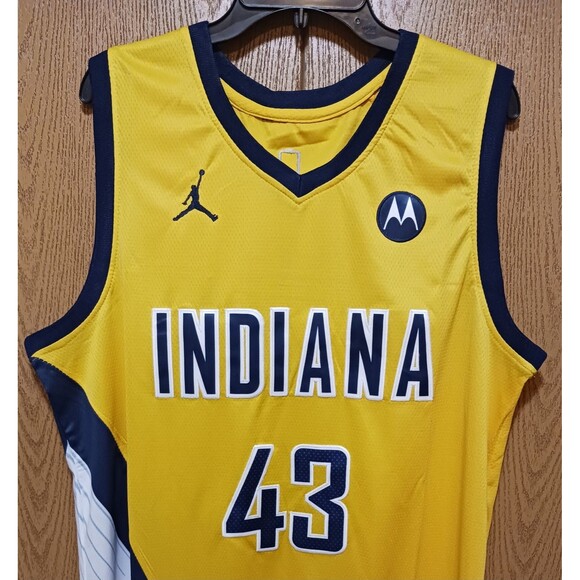 Pascal Siakam (Jordan)-(Pacers)-(Jersey)-(Yellow)-(Good Cond.)-(Size:XL)-$95.00 - Picture 5 of 12